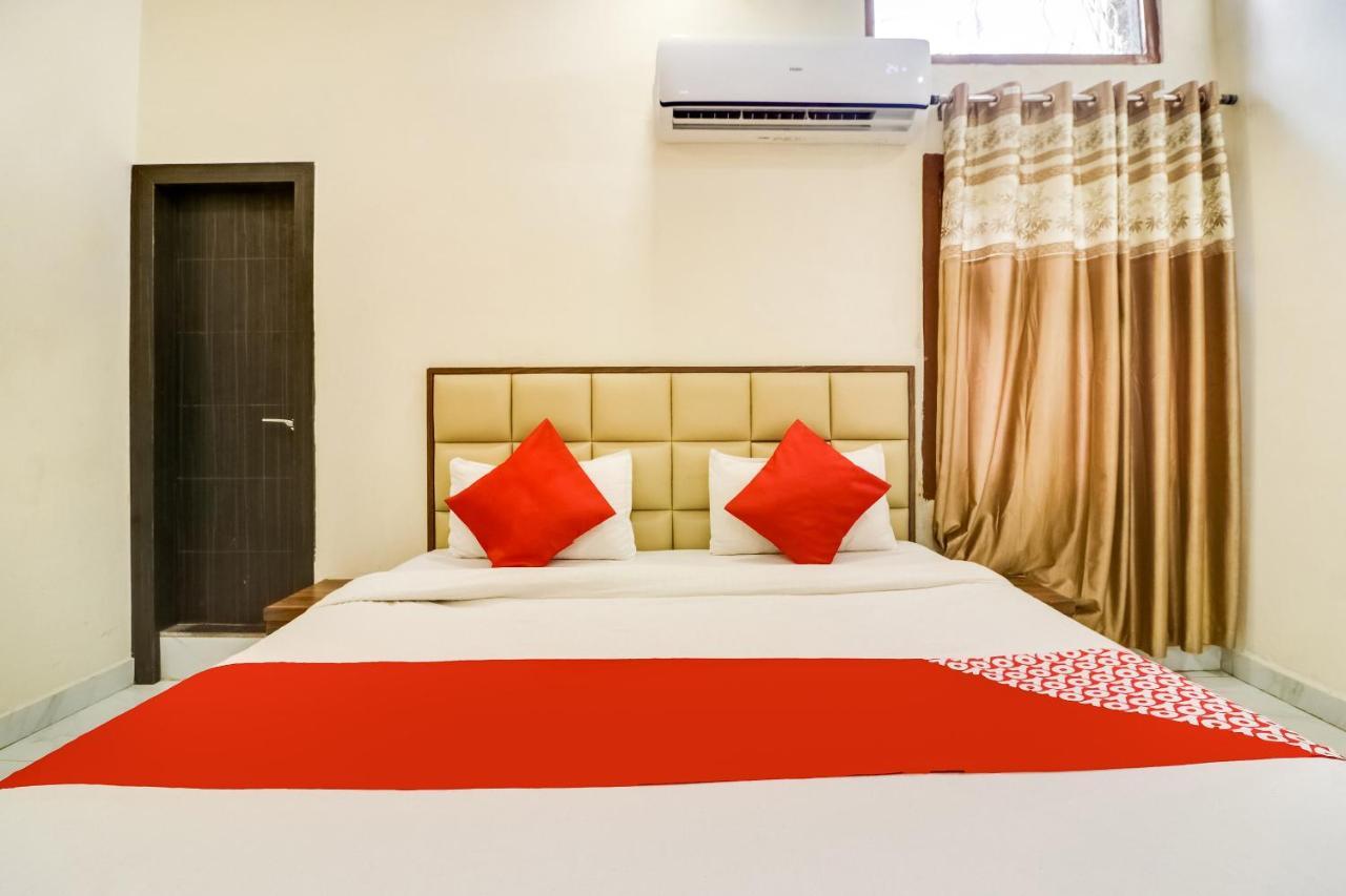 Oyo 28789 Hotel Adarsh Bilāspur Eksteriør billede