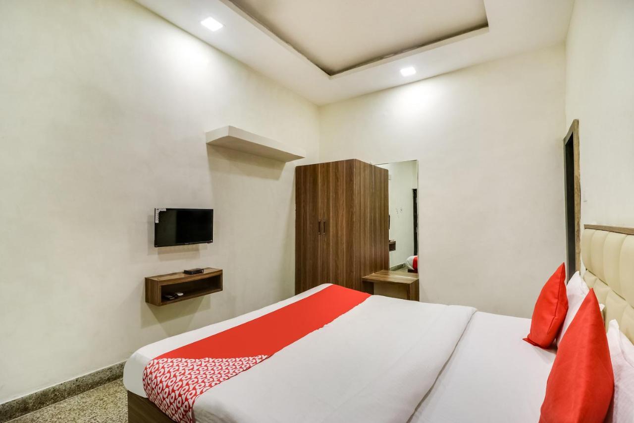 Oyo 28789 Hotel Adarsh Bilāspur Eksteriør billede
