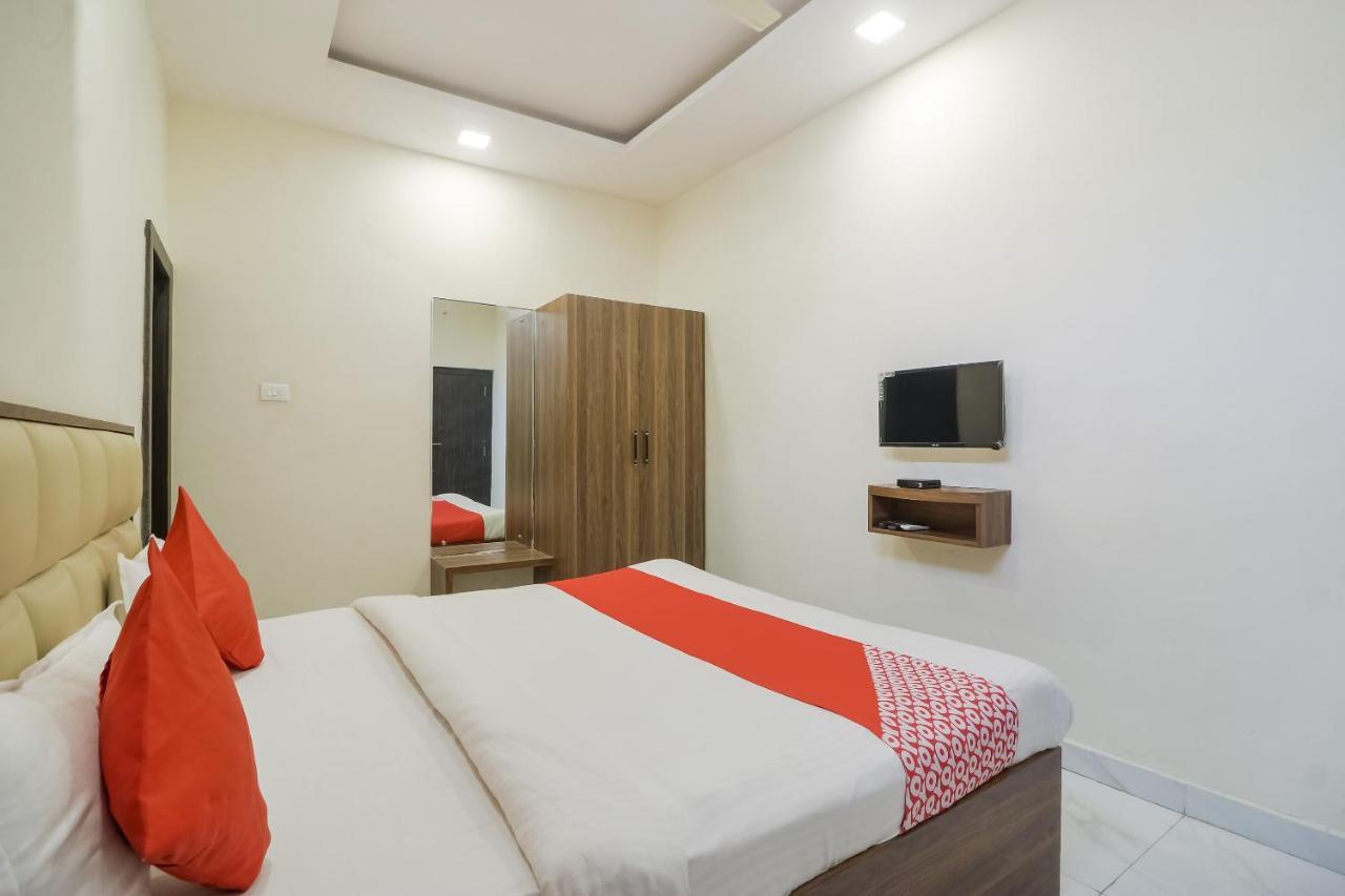 Oyo 28789 Hotel Adarsh Bilāspur Eksteriør billede